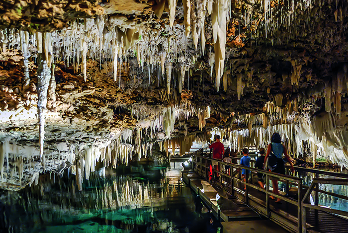 Bermudy Crystal Cave