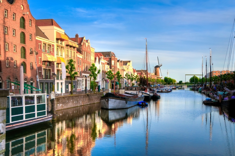 Historické lodě v přístavu Delfshaven Historické lodě v přístavu Delfshaven