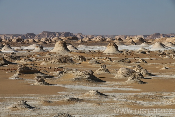 White desert - různorodost v prostoru