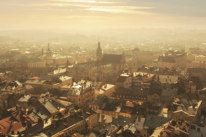 High angle view of Lviv old town with a church in the center, Ukraine©tunart/Getty Images