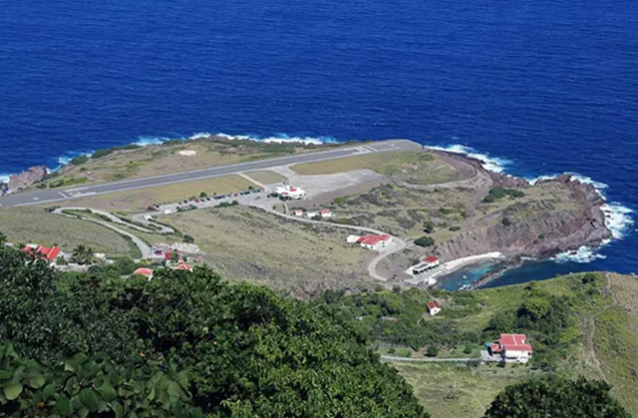 Juancho E. Yrausquin Airport, Saba