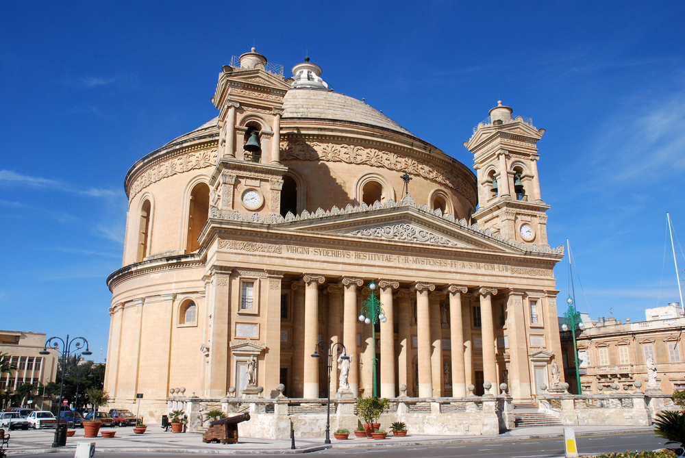 Kostel Nanebevzetí Panny Marie, Mosta