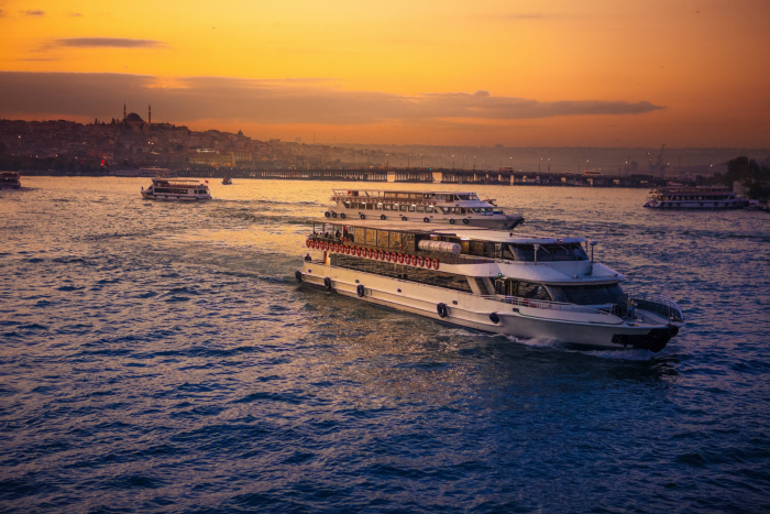 Istanbul_loď
