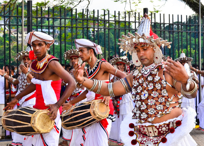 Tanečníci v Kandy